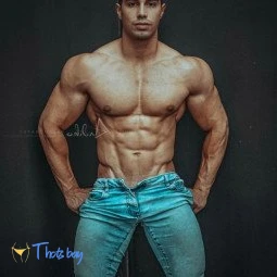 Closer Look Men Free