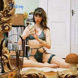 ♡ 𝑔𝒾𝑔𝒾 ♡