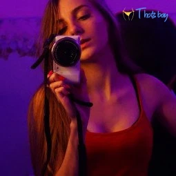 Kat 🌸 ONLINE NOW 🟢