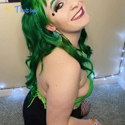 💚Princess Emerald FREE💚