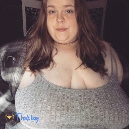 FatStonerChick(FREE)