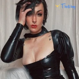 Selena Liz 𝑭𝑹𝑬𝑬