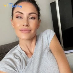 💚𝗬𝗢𝗨𝗥 𝗦𝗟𝗨𝗧𝗧𝗬 𝗚𝗜𝗥𝗟 𝗡𝗘𝗫𝗧 𝗗𝗢𝗢𝗥💚