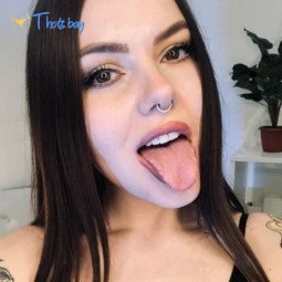 🔥 𝐲𝐨𝐮𝐫 𝐝𝐢𝐫𝐭𝐲 𝐬𝐥u𝐭 𝐠𝐢𝐫𝐥 😏