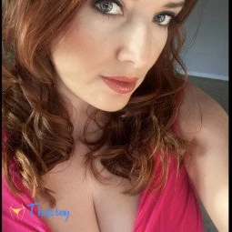 Maggie Green COUGARRRR