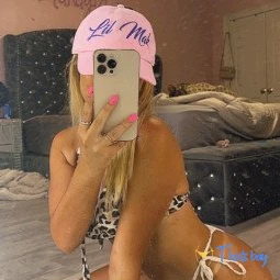 𝐌𝐀𝐊𝐀𝐘𝐋𝐀 𝐅𝐑𝐄𝐄 𝐀𝐂𝐂𝐎𝐔𝐍𝐓💦🥵