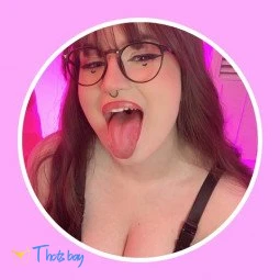 Petal Hayes • VIP PAGE