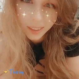 pinkpineapple63 (Free)