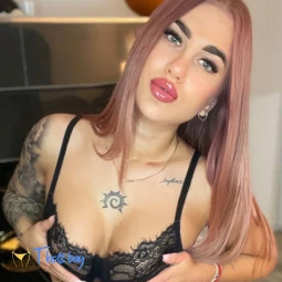 Blonde Bonnie 🖤🐰