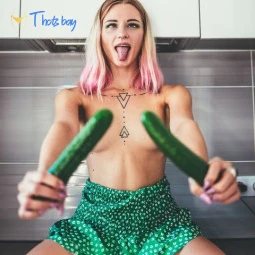 Your Tamagotchi Girlfriend 💓