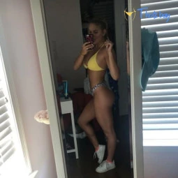 Katie Carlyle ♥️