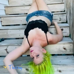 Peachesisastonedfruit2free