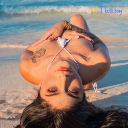 🔞Naughty Selena 🔞