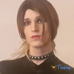 Sissy Britney Chaste