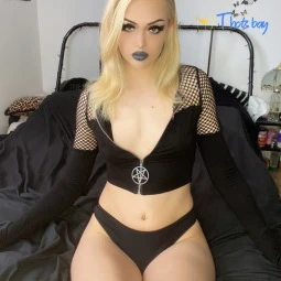 sweebloodbunny17 FREE