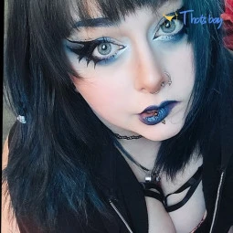 Helena 😈 🇨🇦