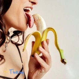 Big tongue daddy's girl and JOI queen 🥵🧸