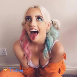 Ally 😈🤪😋🙊👅