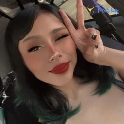 lover of all but mostly cats