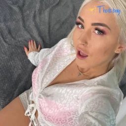 ✨✨𝘽𝙇𝙊𝙉𝘿𝙀 𝙃𝘼𝙄𝙍𝙔 𝙋𝙐𝙎𝙎𝙔✨VIDEOCALL SEXT CUST