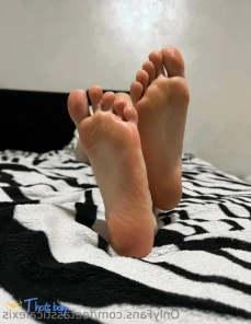 feetassticalexis