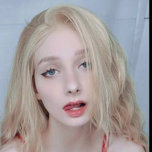 Lyra - Cute, petite, perfect pussy 🎀